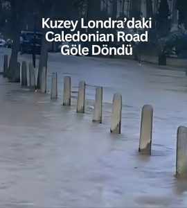 Kuzey Londra’da Ana Su Borusu Patladı: Cadde Sular Altında Kaldı