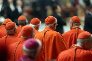 Vatikan’da Görevden Alma: Kara Para İddiaları Gündemde