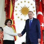 ERDOĞAN, KUZEY MAKEDONYA CUMHURBAŞKANI İLE GÖRÜŞTÜ..